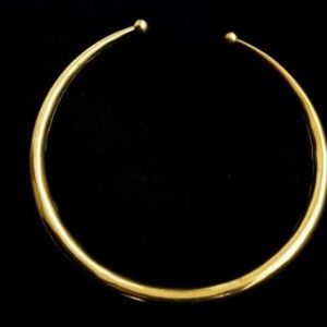 Brass choker